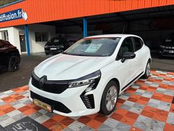 Blanc Utilisé 2025 Renault Clio V Evolution Berline | 18 980 € (Prix juste)