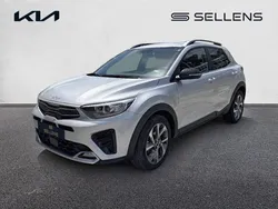 Gris Utilisé 2024 Kia Stonic GT-Line SUV | 19 990 € (Prix juste)