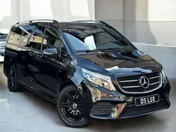 Gris Utilisé 2019 Mercedes V300 AMG line Monospace | 49 990 €