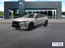 Gris Utilisé 2024 DS Automobiles DS4 Performance Berline | 31 990 € (Prix juste)