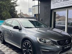 Gris Utilisé 2016 Volvo V60 CC Summum Break | 18 990 €