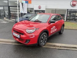 Rouge Utilisé 2023 Fiat 600E Red | 25 899 € (Prix juste)