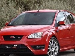 Rouge Utilisé 2006 Ford Focus ST Berline | 8 480 € (Super prix)