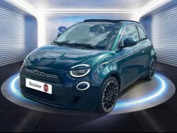 Noir Utilisé 2022 Fiat 500e La Prima Berline | 18 990 € (Prix juste)