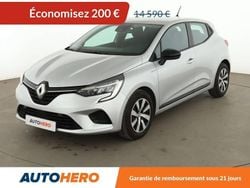 Gris Utilisé 2023 Renault Clio V Equilibre Citadine | 14 390 € (Bon prix)