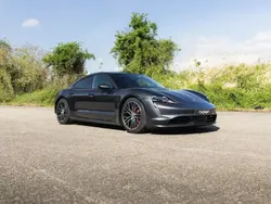 Gris Utilisé 2020 Porsche Taycan 4S Berline | 74 900 € (Bon prix)