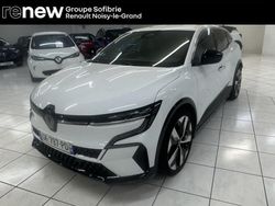 Blanc Occasion 2022 Renault Megane E-Tech Techno Berline | 24 350 € (Prix juste)