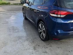 Bleu Utilisé 2018 Renault Scénic IV Intens Monospace | 15 500 €