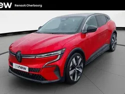 Rouge Utilisé 2022 Renault Mégane Techno Berline | 23 490 € (Prix juste)