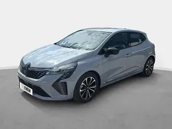 Gris Utilisé 2024 Renault Clio V Techno Citadine | 18 999 € (Prix juste)