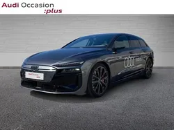Gris daytona nacré Utilisé 2025 Audi e-tron Sport SUV | 108 900 €