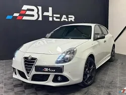 Blanc Utilisé 2016 Alfa Romeo Giulietta Sprint Citadine | 13 990 € (Prix juste)