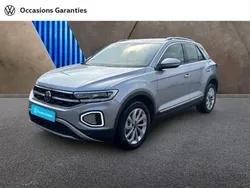 Gris pyrite métallisée Utilisé 2022 VW T-Roc Style SUV | 27 900 € (Prix juste)
