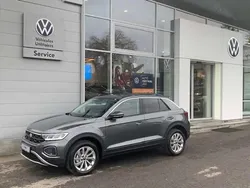 Gris Nouvelle 2025 VW T-Roc Life SUV | 36 820 € (Prix juste)