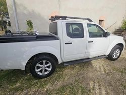 Blanc Occasion 2011 Nissan Navara Pick-up | 17 500 € (Prix assez cher)
