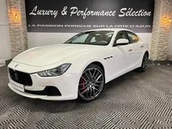 Blanc Utilisé 2016 Maserati Ghibli Coupé | 34 990 € (Prix assez cher)