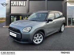 Smokey green Utilisé 2024 Mini Countryman Classic SUV | 40 900 €