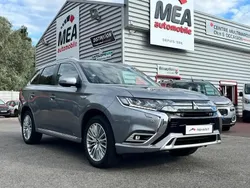 Gris Utilisé 2020 Mitsubishi Outlander Intense SUV | 26 480 € (Prix juste)