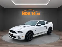 Blanc Utilisé 2012 Ford Mustang GT Coupé | 42 990 €