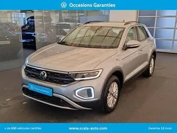 Utilisé 2024 VW T-Roc Life SUV | 28 990 € (Prix juste)