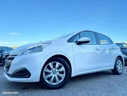 Blanc Utilisé 2020 Peugeot 208 Active Citadine | 8 990 € (Super prix)