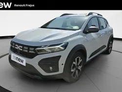Blanc Utilisé 2023 Dacia Sandero Expression Citadine | 15 490 € (Prix juste)