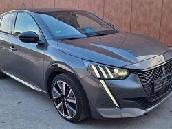 Gris Utilisé 2020 Peugeot 208 GT-line Citadine | 15 990 € (Prix juste)