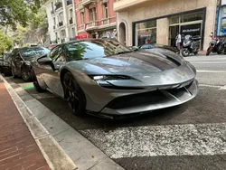 Gris Utilisé 2022 Ferrari SF90 Coupé | 399 800 €