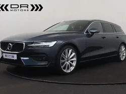 Bleu Utilisé 2020 Volvo V60 Momentum Break | 26 495 € (Prix juste)