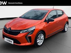 Orange Utilisé 2024 Renault Clio V Evolution Citadine | 14 980 €