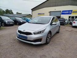 Gris Utilisé 2017 Kia Ceed Active Break | 11 490 € (Prix juste)