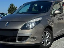 Utilisé 2011 Renault Mégane III Expression Berline | 4 190 € (Bon prix)
