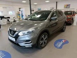 Gris Utilisé 2018 Nissan Qashqai N-Connecta SUV | 14 490 € (Prix juste)