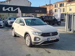 Gris Utilisé 2024 VW T-Roc Life SUV | 25 190 € (Bon prix)