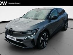 Gris Utilisé 2023 Renault Mégane Techno Berline | 26 990 € (Prix juste)