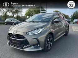 Bronze impérial (m) Utilisé 2024 Toyota Yaris Hybrid Design Berline | 20 980 € (Prix juste)