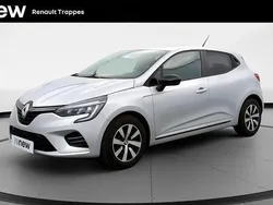 Gris Utilisé 2023 Renault Clio V Evolution Citadine | 15 390 € (Prix juste)