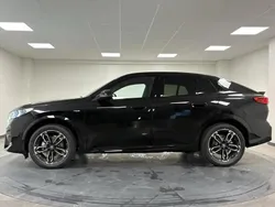 Utilisé 2025 BMW iX2 M Sport SUV | 45 900 € (Prix juste)