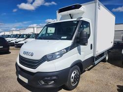 Blanc Utilisé 2022 Iveco Daily Van | 67 000 €
