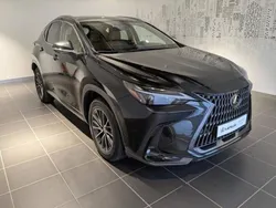 Noir Utilisé 2023 Lexus NX450h+ SUV | 52 980 € (Prix assez cher)