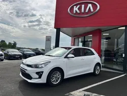 Blanc Utilisé 2021 Kia Rio Active | 13 980 € (Prix juste)