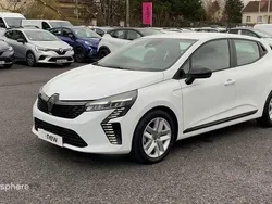 Blanc Utilisé 2023 Renault Clio V Evolution Berline | 19 499 € (Prix juste)