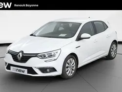 Blanc Utilisé 2017 Renault Mégane IV Life Berline | 13 490 € (Prix juste)