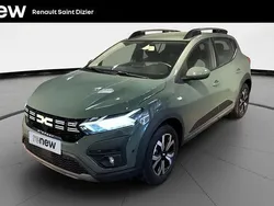 Vert Utilisé 2024 Dacia Sandero Expression Citadine | 17 152 € (Prix assez cher)