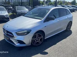 Gris Utilisé 2022 Mercedes B250e AMG line Monospace | 33 990 € (Prix juste)