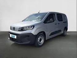 Gris Utilisé 2025 Peugeot Partner S Monospace | 29 990 €
