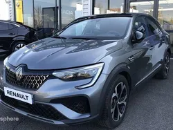 Gris métallique Utilisé 2024 Renault Arkana Techno SUV | 28 799 € (Prix assez cher)
