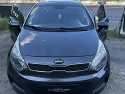Utilisé 2013 Kia Rio Active Berline | 6 000 € (Prix cher)
