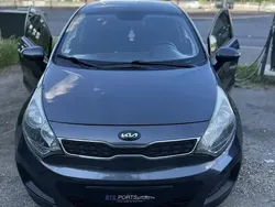 Utilisé 2013 Kia Rio Active Berline | 5 700 € (Prix juste)