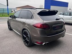 Utilisé 2012 Porsche Cayenne Turbo SUV | 30 000 €